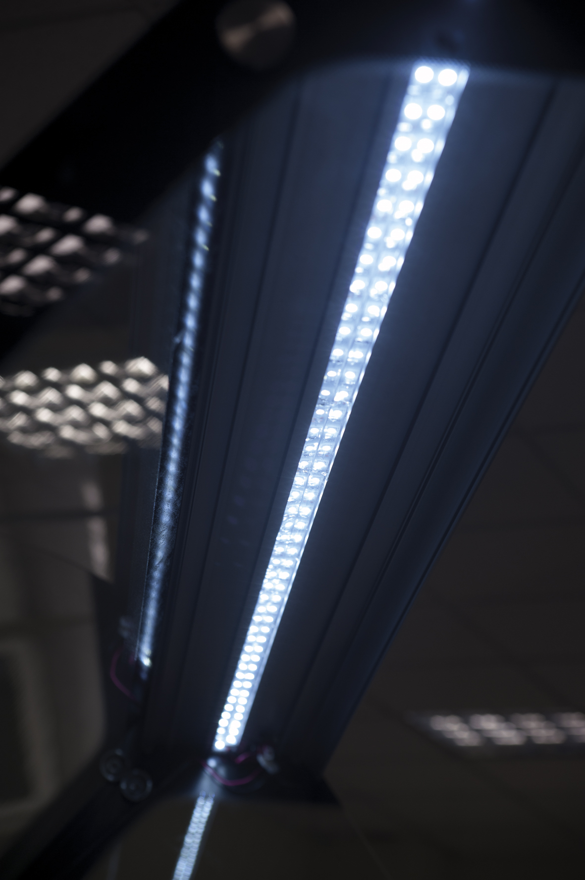 VITRINE À CREME GLACÉE HAWAI 16 5LTR  *TRANSPORT SUR DEMANDE* COMBESTEEL 7472.0115